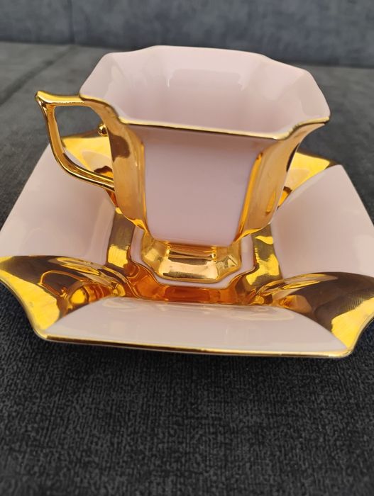 Filiżanka różowa porcelana