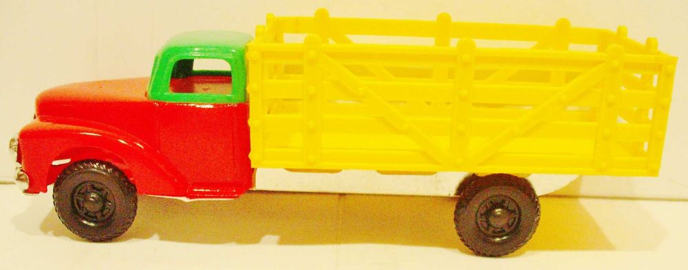 JATO - Bedford TJ 6 camionete de caixa aberta made in Portugal 1970's