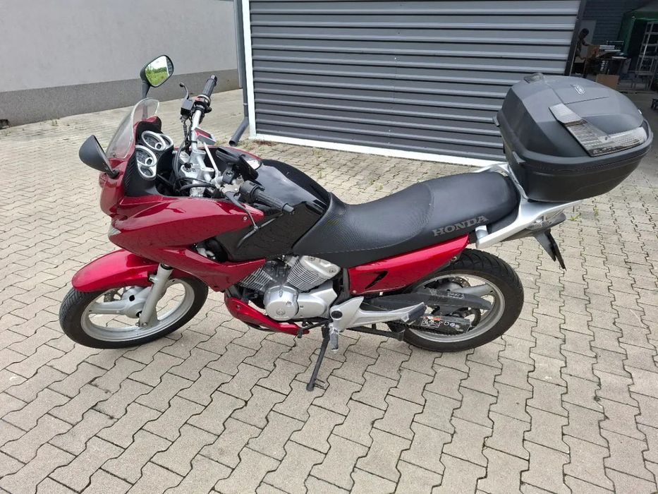 Honda Varadero Honda Varadero 125 cm , zadbany ,  2012 rok