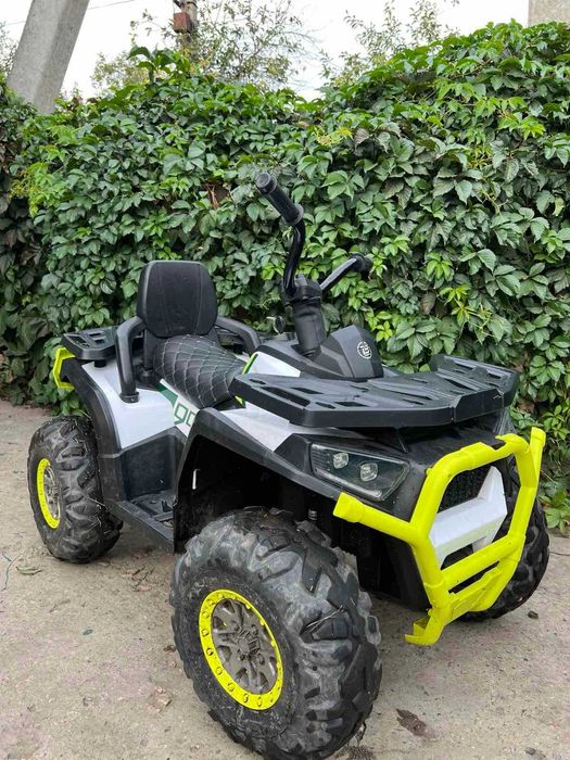 Дитячий Електроквадроцикл M 4081EBLR -1-5, біло-зелений