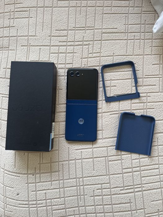 Iphone 15 promax e motorola RAZR em iphone 17 pro
