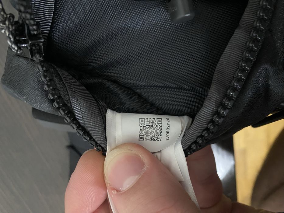 Продам сумку TNF/бананка