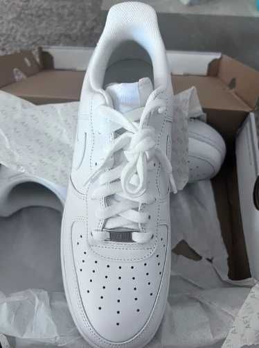 Nike_Air_Force_1_Low_'07_White R.36