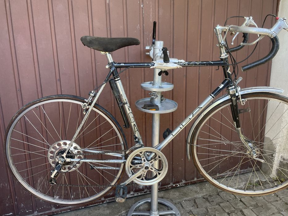 Varias bicicletas para venda