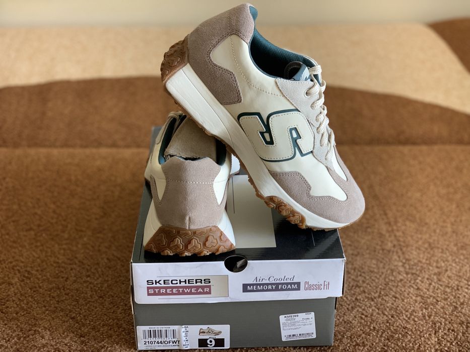 Кросівки Skecners розмір 42 оригінал