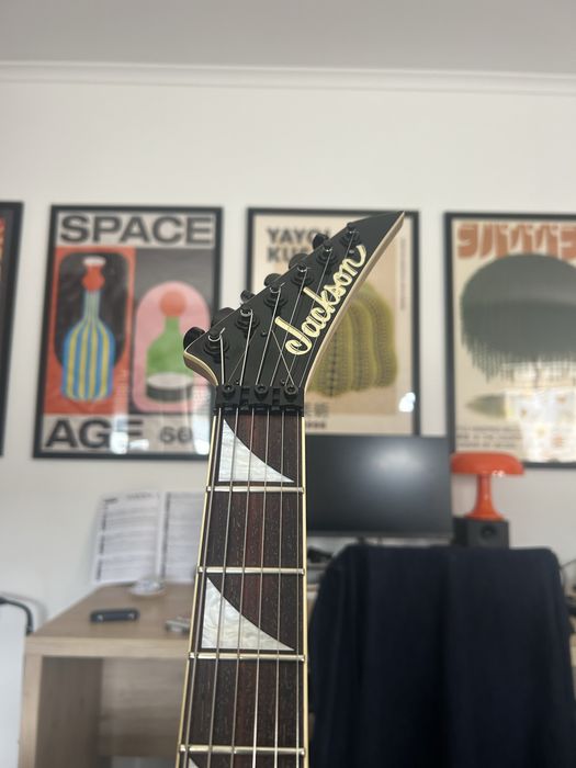 Jackson DK2 Dinky Pro Series “Pile O’ Skulls” – Made in Japan (2005)