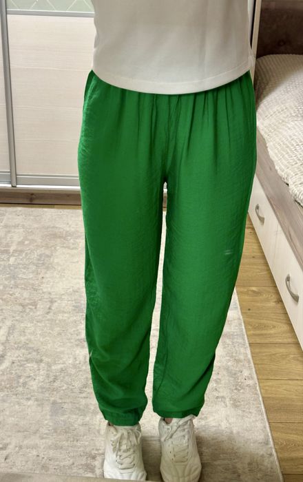 Костюм двійка зелений