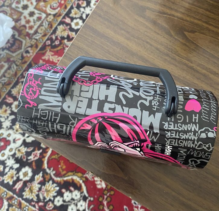 kuferek po kosmettykach monster high