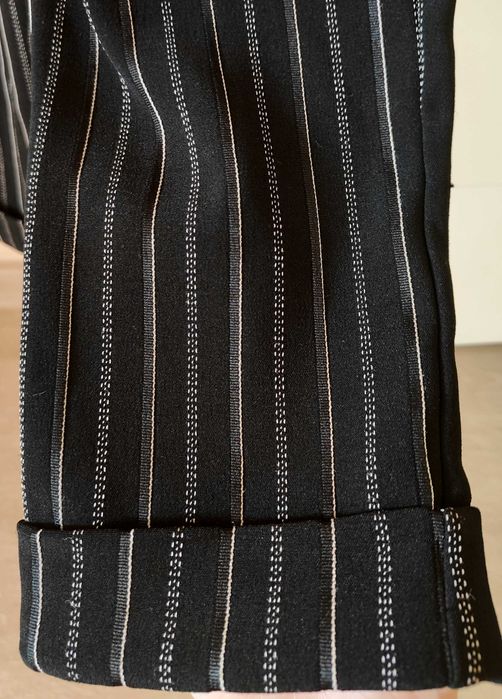 Стильні штани в полоску