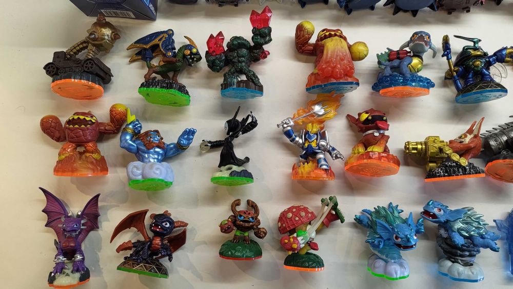 Игрушки монстры скайландер.skylander Activision.оригинал.статуэтка.