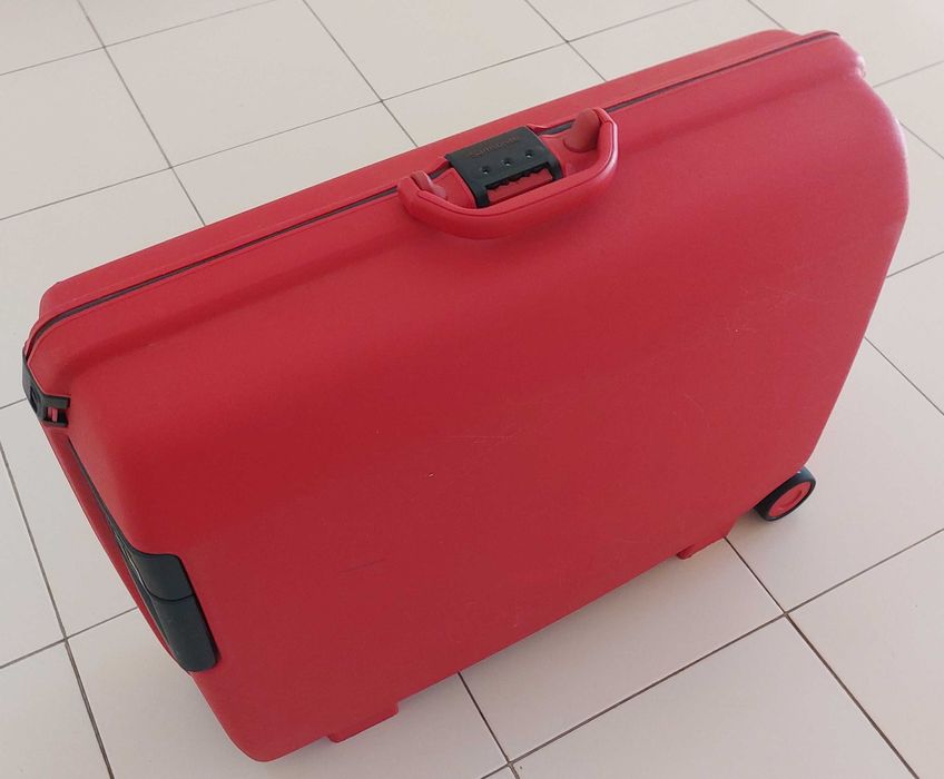 Mala Strong ABS Samsonite