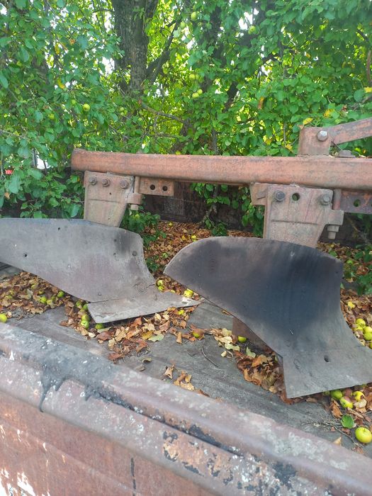 Продам 4-х корпусний плуг