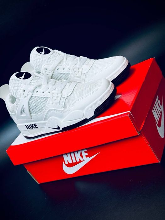 Белые кожаные Nike Aura 4/ женские найки на весну/ кросовки найк аура