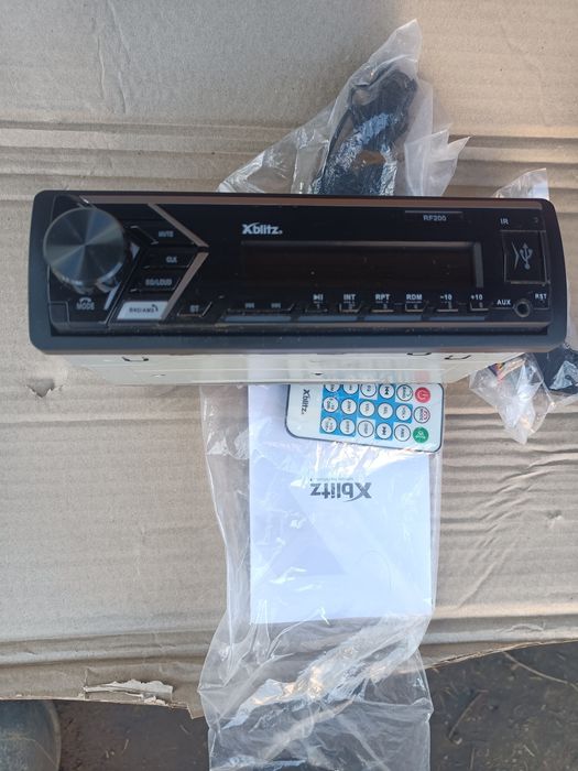 Sprzedam radio samochodowe xblitz rf200