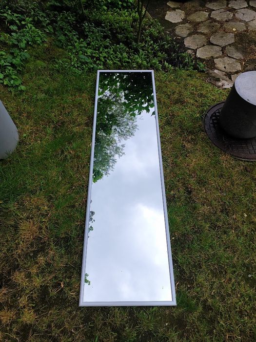 Lustro wiszące - srebrna ramka