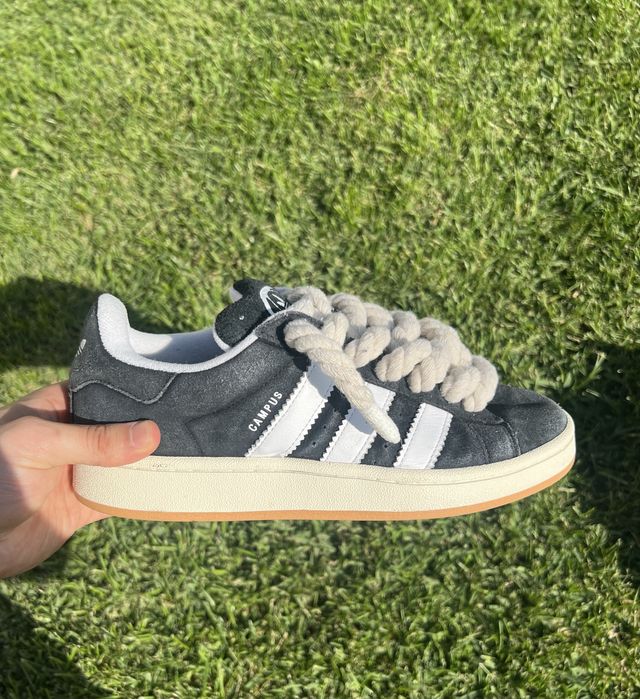 Adidas Campus Pretas w/rope laces