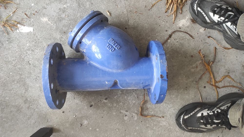 Фильтр осадочный фланцевый чугунныйpn16,100