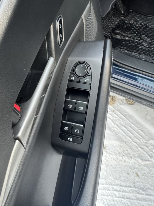 Продам Mazda CX 30 2023