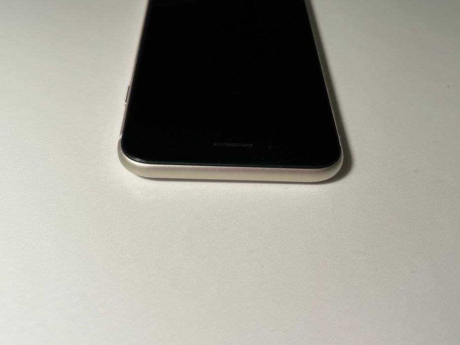 Apple Iphone SE3 64 Гб оригінальний Айфон 2022