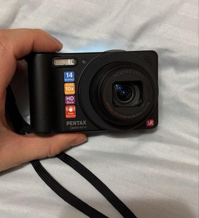 Pentax Optio RZ10 цифрова фотокамера
