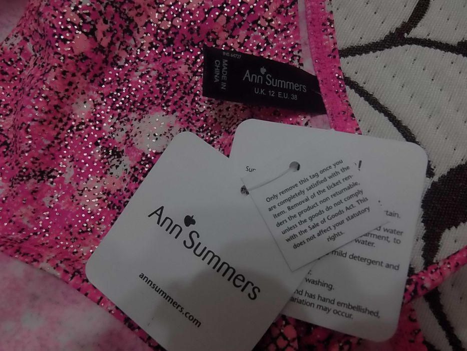 Купальник женский пляжный, размер 46, фирмы Ann Summers