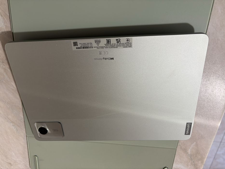 продам планшет Lenovo Tab M11