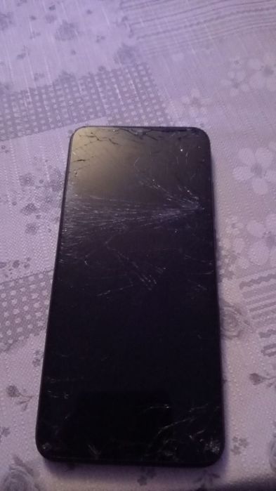 Telefor xiaomi redmi a2 rozbity