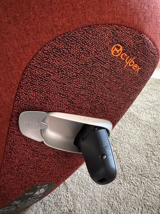 Cadeira Auto Cybex Sirona + Redutor Novo