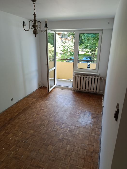 Mieszkanie 35.6m² w bloku na parterze z balkonem  i piwnicą 18 stycznia