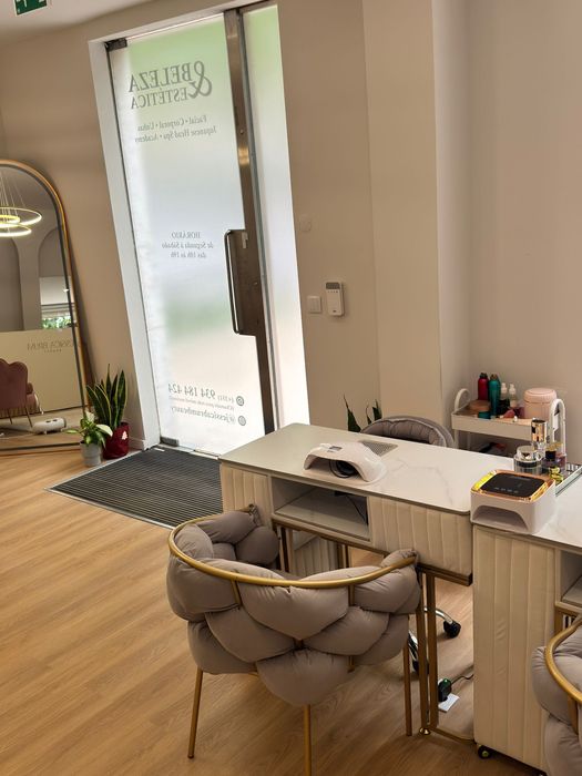 Aluguer de mesa para Manicure em Clínica Premium – Alta do Lumiar (Lisboa)