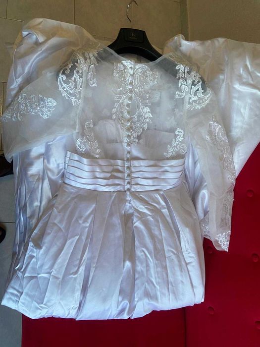 Vestido de Noiva Branco L/XL – Mangas Compridas Transparentes – Como Novo