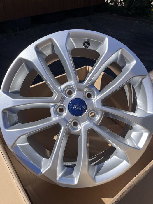 Felgi 17 5x108 Ford Puma Kuga Escape Mondeo Fusion C-max S-max  Focus + TPMS (433Mhz )