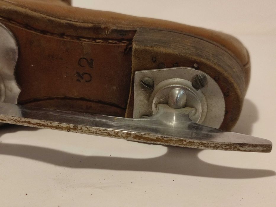 Коньки фигурные детские (32)