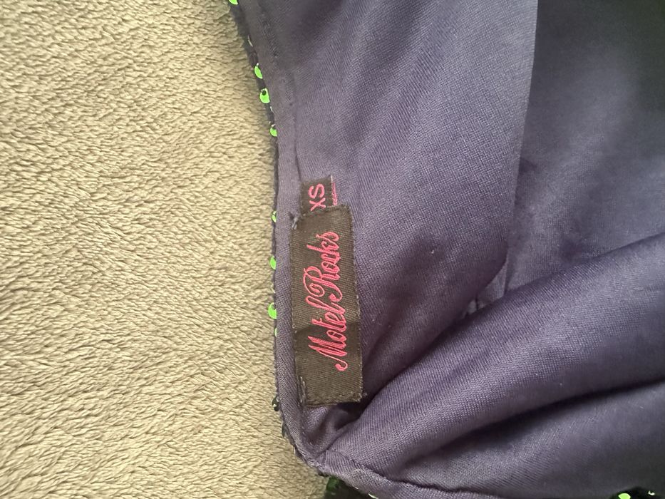 Продам плаття в паєтки