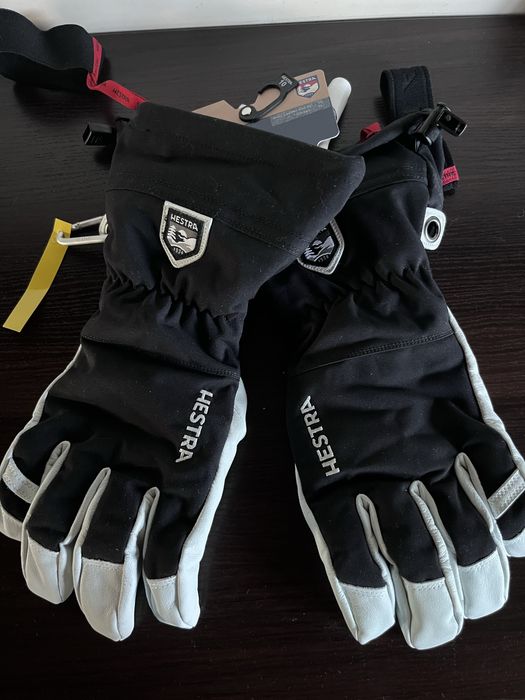 Перчатки Hestra та Hestra PRO