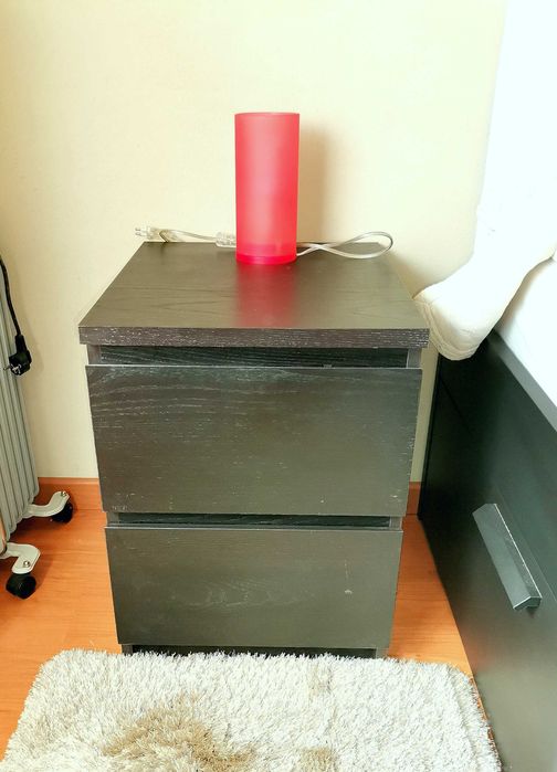 Quarto "cama; roupeiro; cómoda vertical e mesas de cabeçeira" Ikea