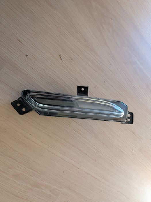 XPENG G6 halogen prawy LED