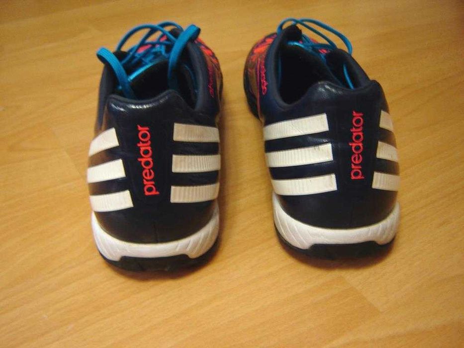 Adidas Predator Absolado buty piłkarskie 44 2/3