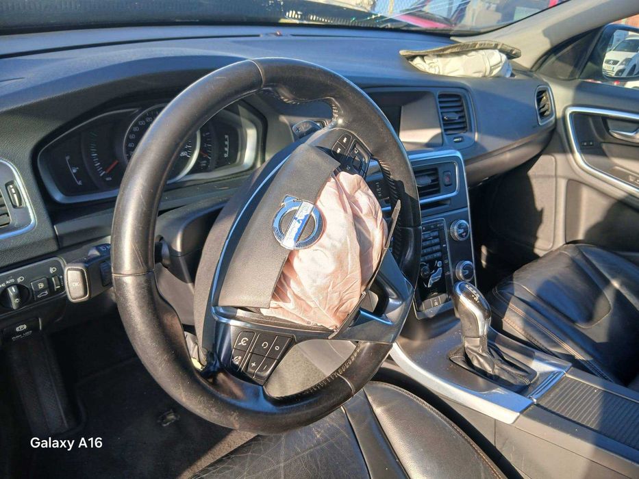 Volvo V60 1.6 Drive / D2 Diesel Cx.Automática