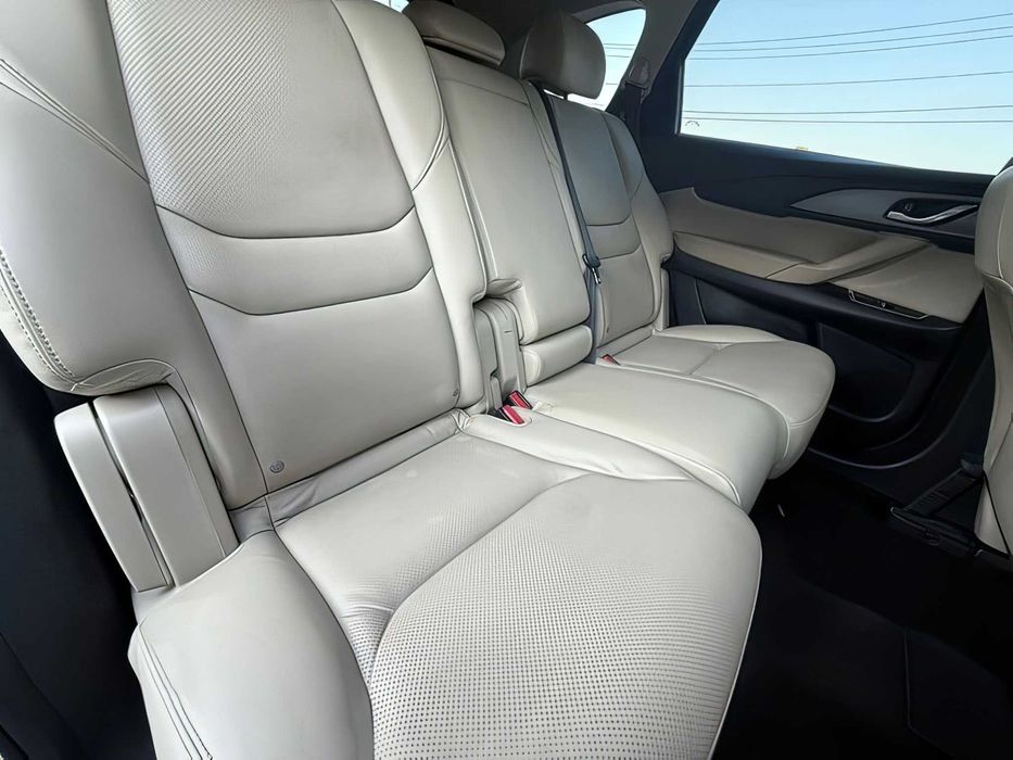 Mazda CX-9      2016