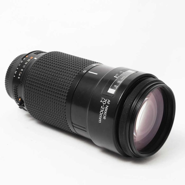 Об'єктив Nikon AF Nikkor 70-210mm f/4