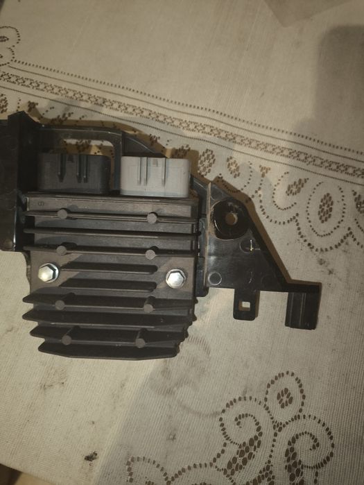 Yamaha R1 rn22 regulator napięcia