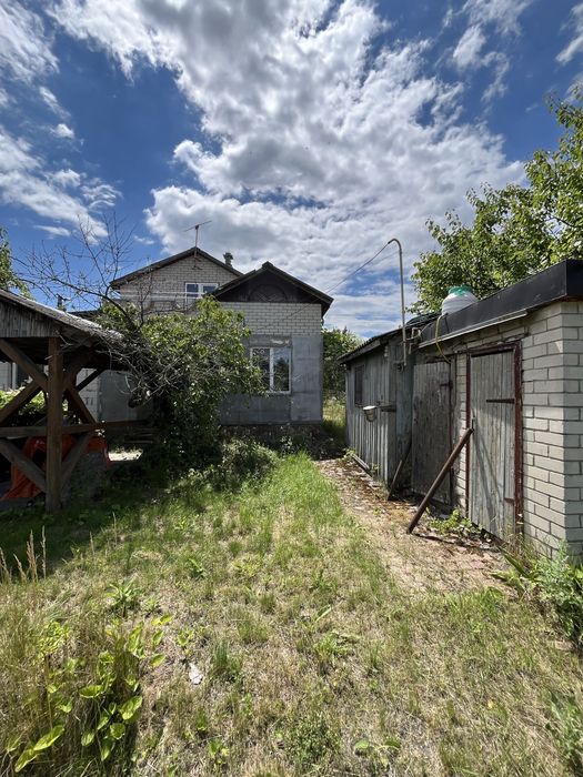 Пропонуємо до продажу будинок та земельну ділянку в СТ Славутич