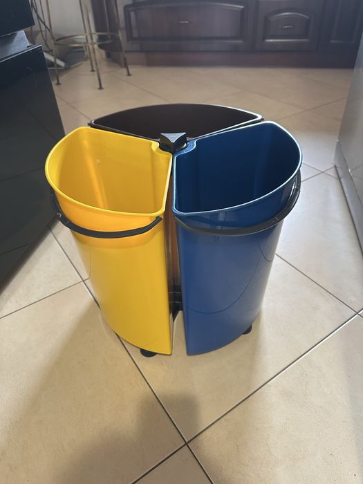 Kosz na śmieci obrotowy do segregacji ECOBIN