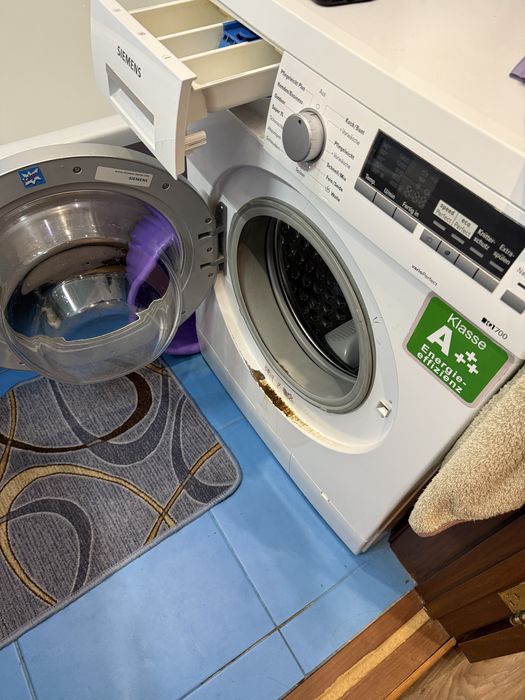 Стиралка Siemens iq700