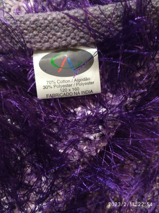 Carpete lilás e roxo