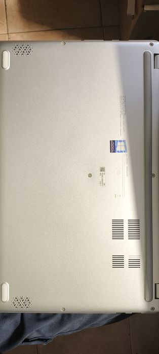PC  ASUS vivobook 15