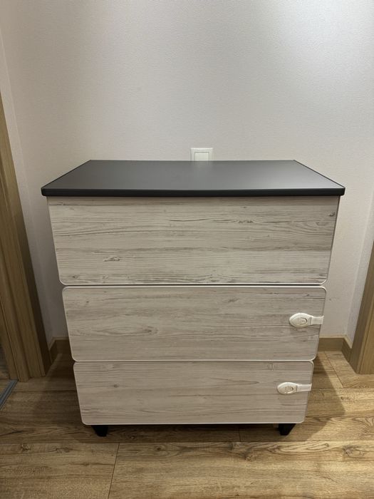 Пеленальний комод