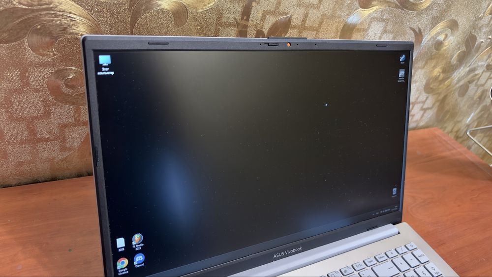 ASUS VivoBook Go 15
