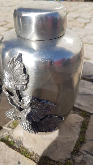 Potes em estanho LMB